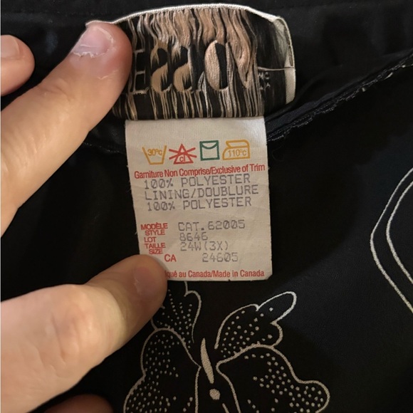 Vintage Elegant Black Floral Skirt - Picture 5 of 7